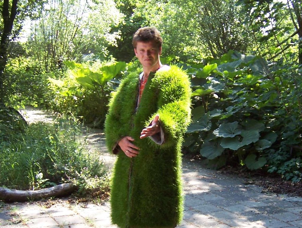 2006 Grass coat