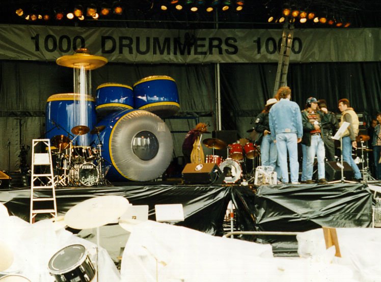 1992 Giant drumkit 2